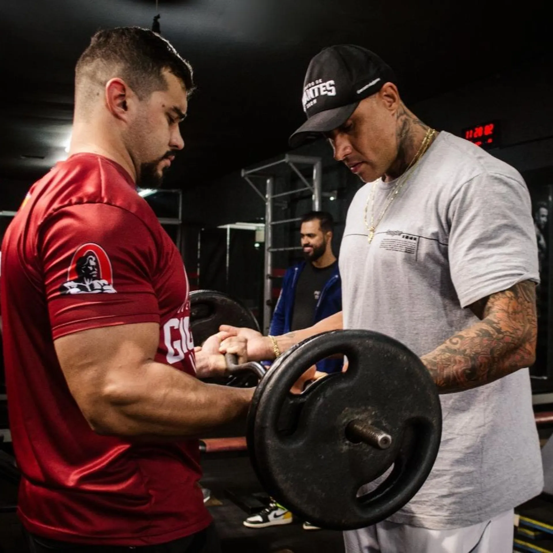 WhatsApp Image 2025-02-06 at 20.00.28 (1)